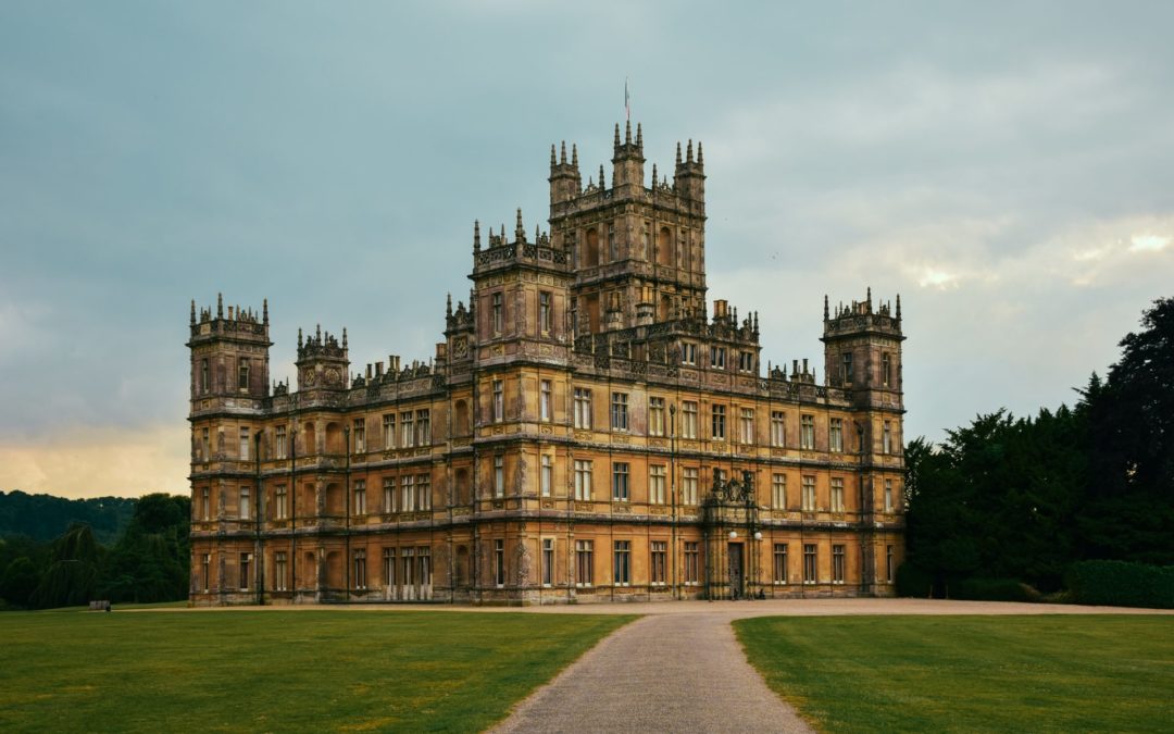 The new era or the same old world: “Downton Abbey” speaks to past and present